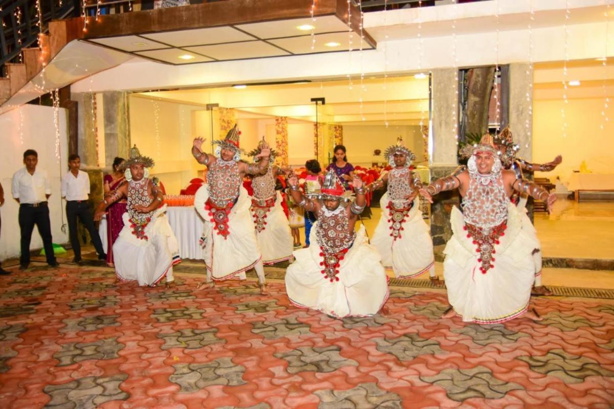 Hotel Grand Casa Kandy Bagian luar foto