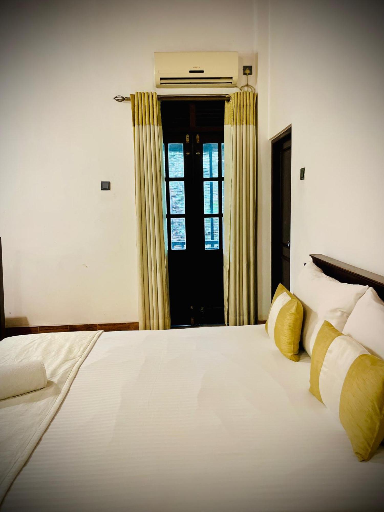 Hotel Grand Casa Kandy Bagian luar foto